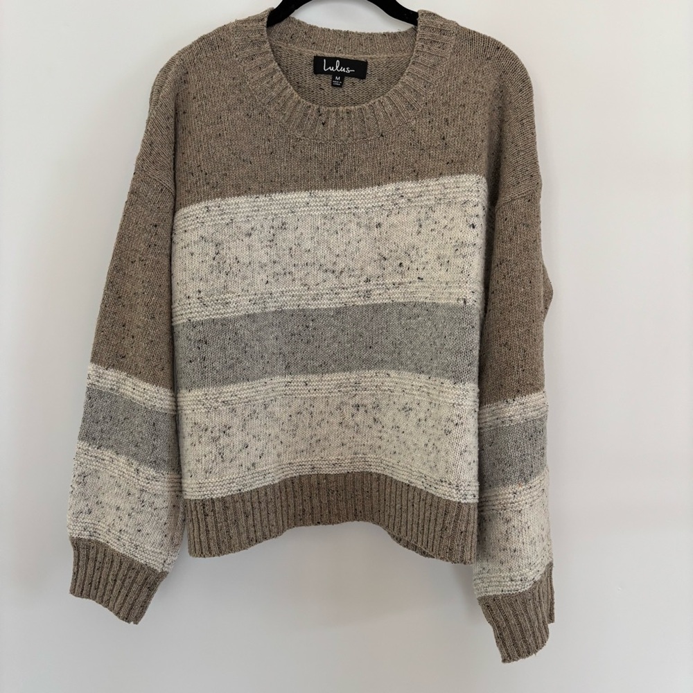 Lulu’s Snuggle Season Tan/Cream/Gray Striped Crewneck Sweater Size M